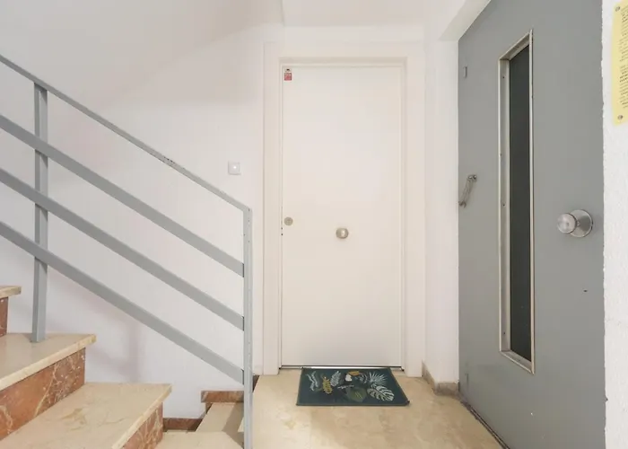 아파트 Reinapart *