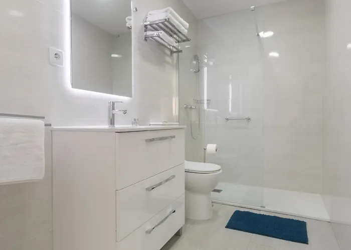 아파트 Reinapart *