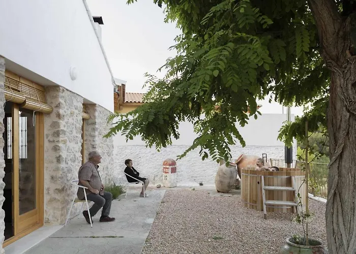 Serrano, La De Mil Suelos