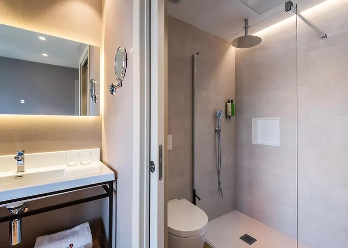 Core 아파트호텔 4*