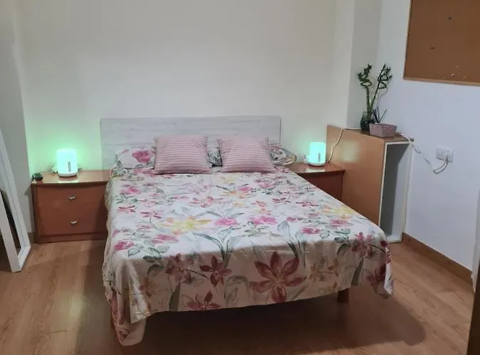 Δωμάτια σε οικογενειακή κατοικία Con Bano Privado- En Casa Familiar Beatriz