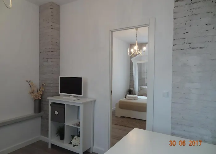 Lovely In Wifi Free فالنسيا