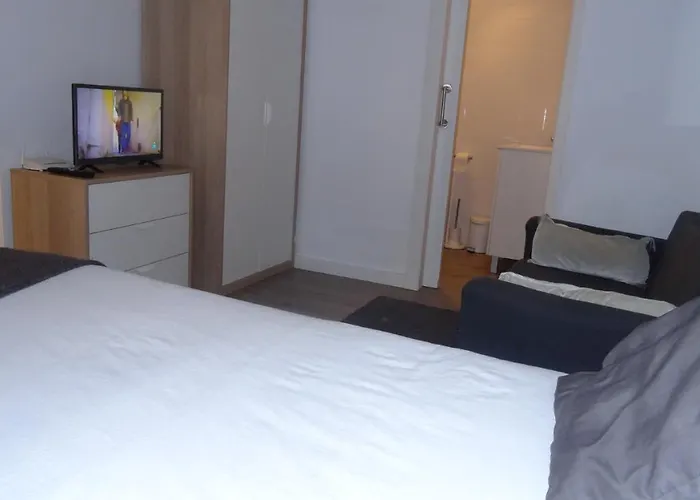 Lovely In Wifi Free 아파트