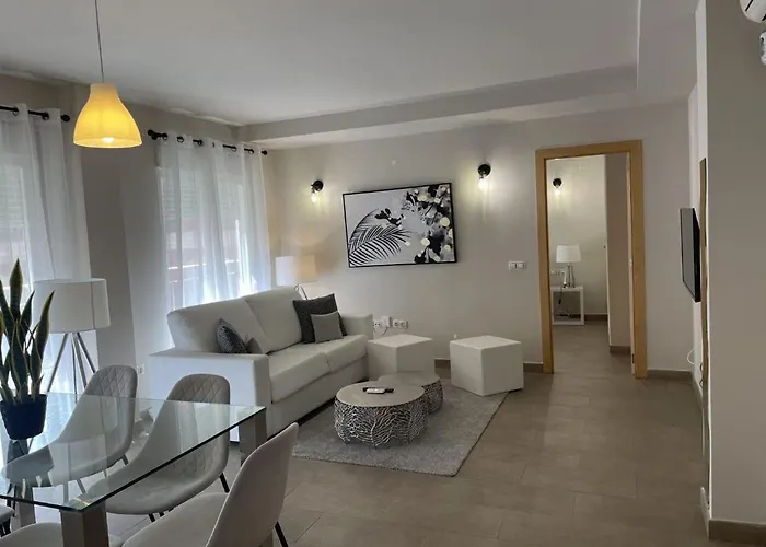 Md Balmes Market Mid Term شقة *