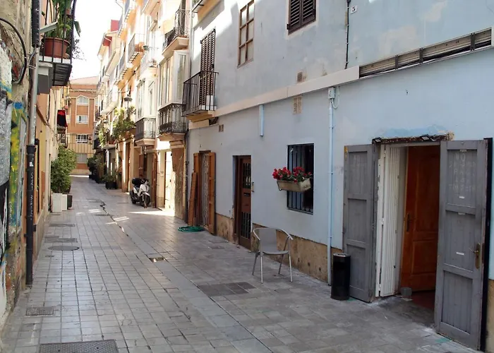 Centre منزل للإقامة