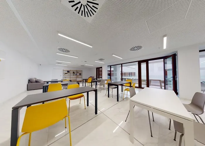 아파트 Micampus Avenida Del Puerto - Residencia De Estudiantes