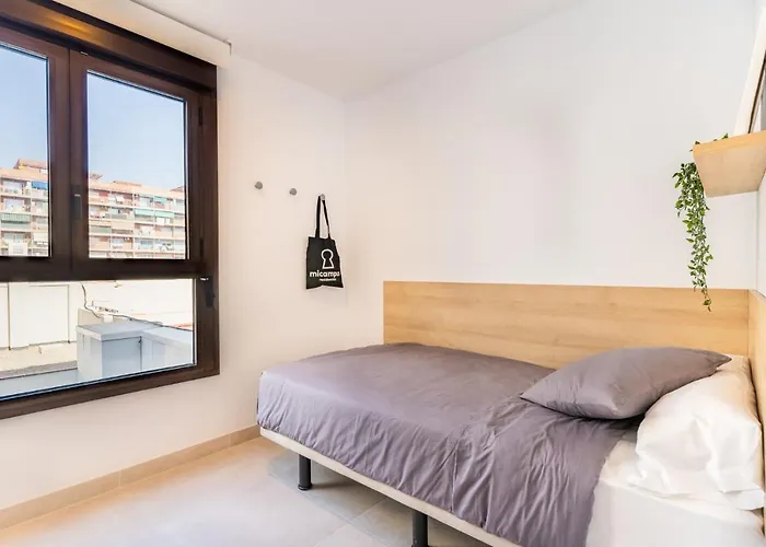 Micampus Avenida Del Puerto - Residencia De Estudiantes