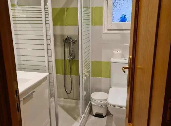 Δωμάτια σε οικογενειακή κατοικία Con Bano Privado- En Casa Familiar Beatriz