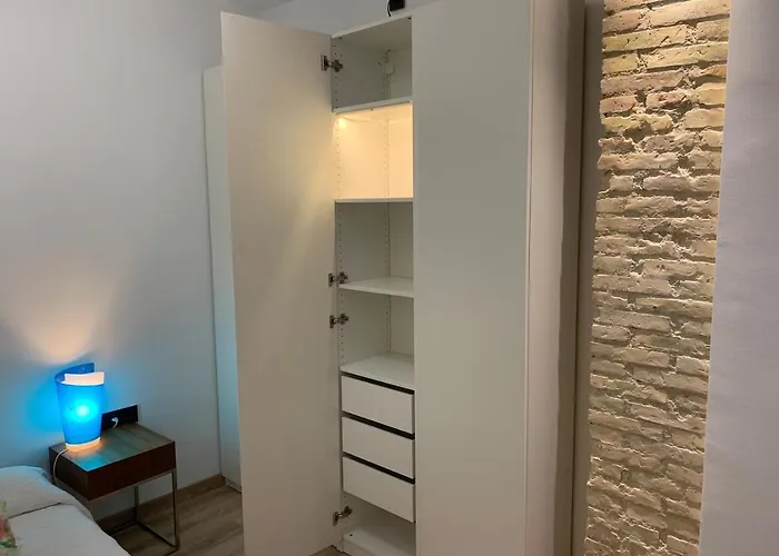 Casa Espectacular De Diseno Con Jardin Interior * Valência