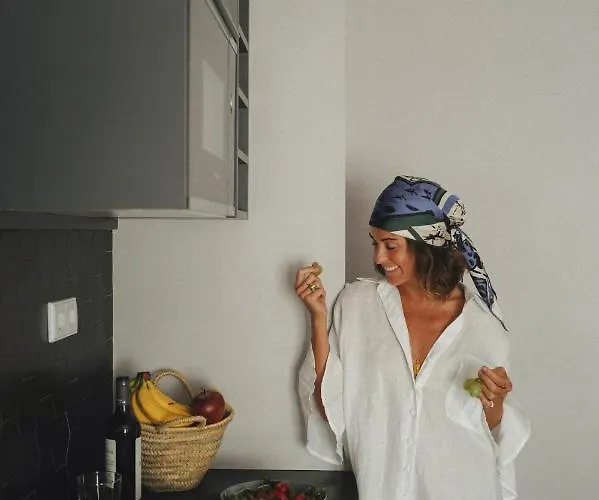 Ξενοδοχείο με διαμερίσματα Ramirez Flats