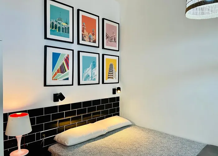 Cool Lofts Alameda 게스트하우스 4*