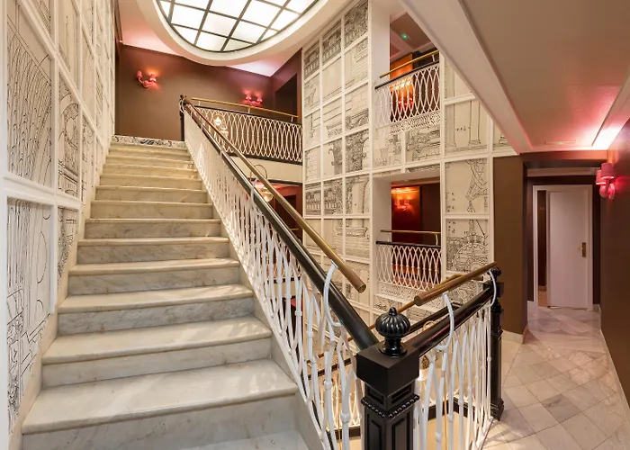 Sh Ingles Boutique 4*