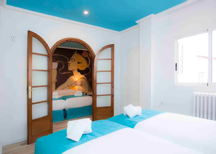 Casual Vintage Hotel Valence