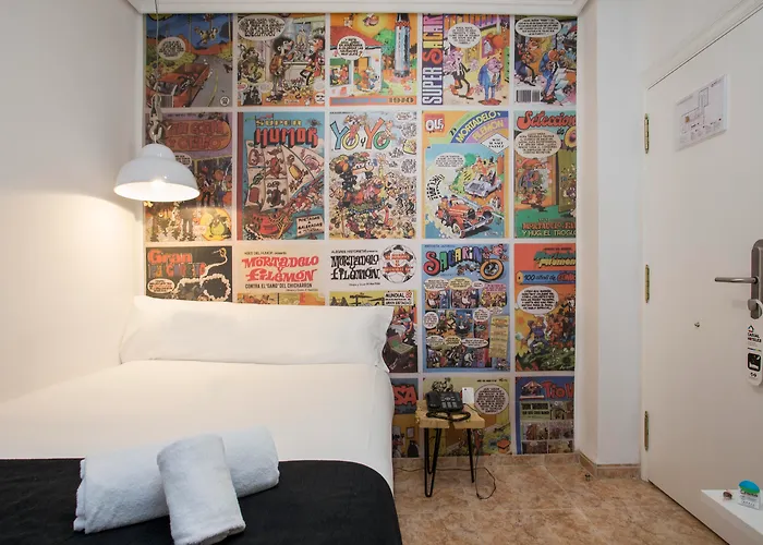 Casual Vintage Hotel Valence