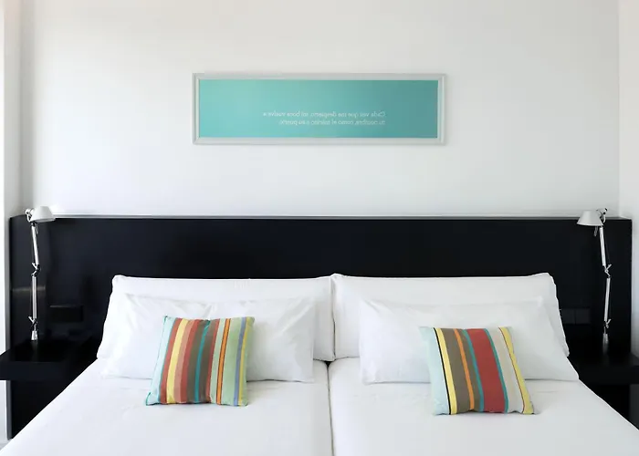 Sea Port Отель 4*