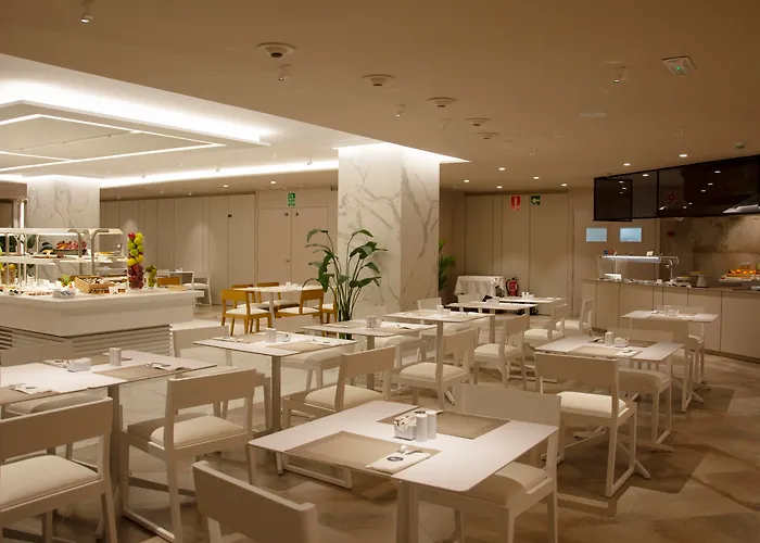 Sh瓦伦西亚宫酒店 酒店