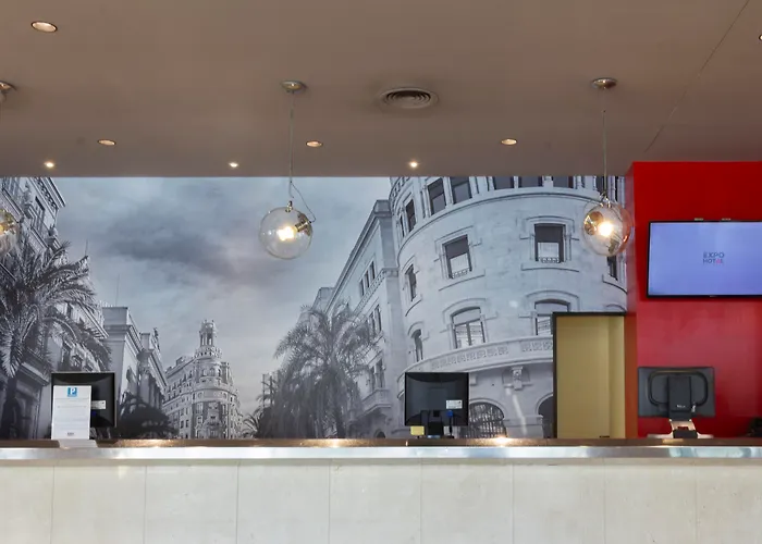 酒店 Novotel Lavant