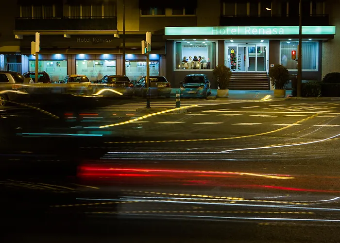 Sweet Renasa Hotell 3*