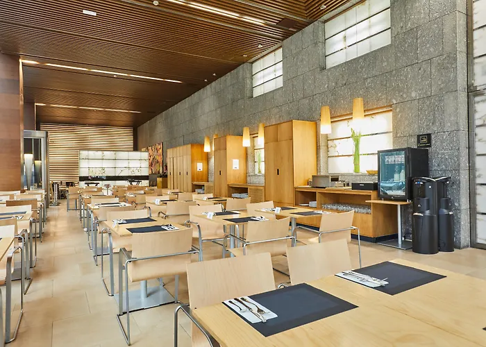 Silken Puerta Hotel 4*