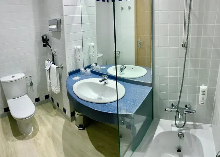 Express Ciudad De Ciencias By Ihg Hotel 3*