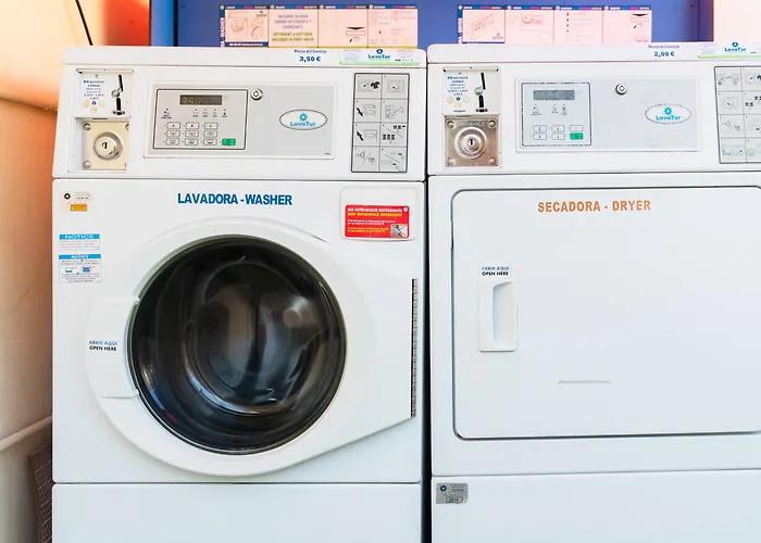 Red Nest فالنسيا