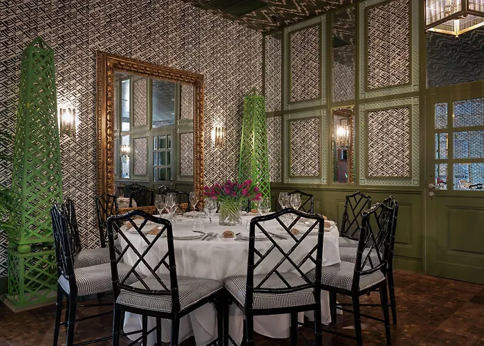 Nh Collection Colon Отель 4*