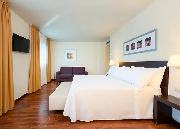 Hotel Port Feria Valenza