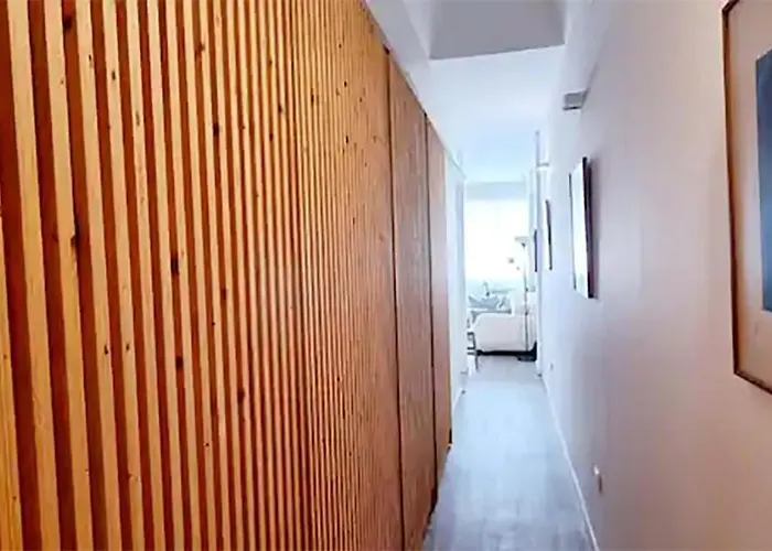 Florit Flats - The Canovas *