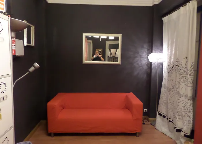 بيت شباب Russafa Youth