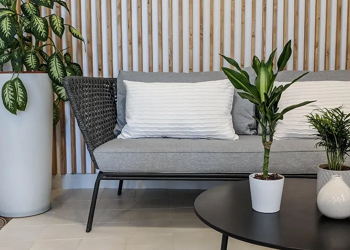 Original Domino House Pensión 4*