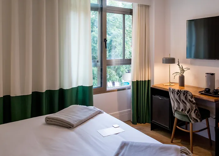 Mate Cosmo - Centre, Hotel 3*