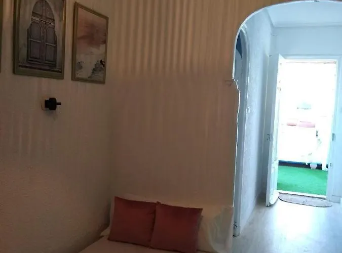 Casa Con Encanto Y Terraza Junto A La Playa *