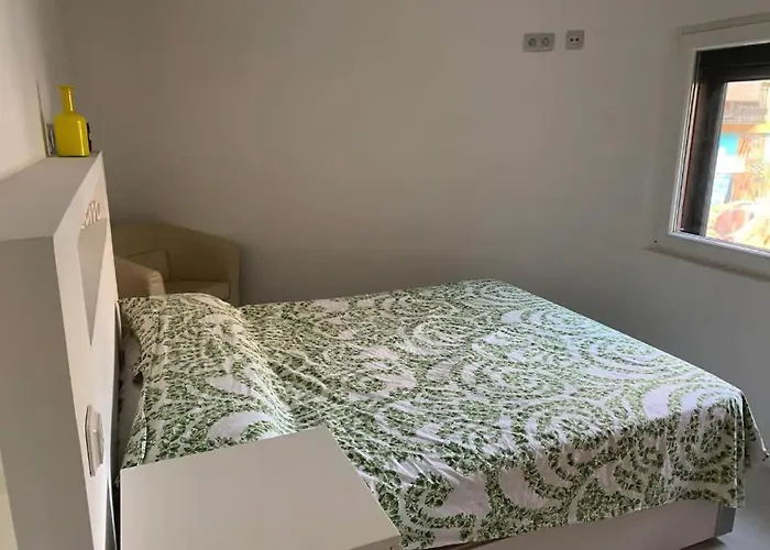 Plaza Del Carmen Boutique