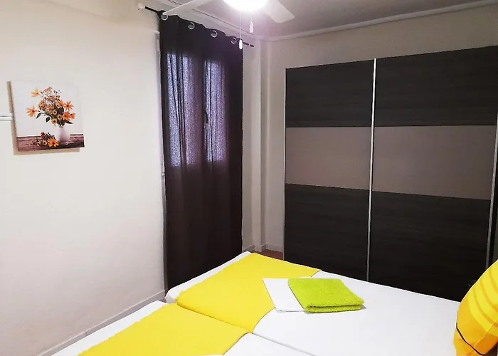 Ubytování v soukromí Double Cozy Room. Ruzafa - Perfect Place To *