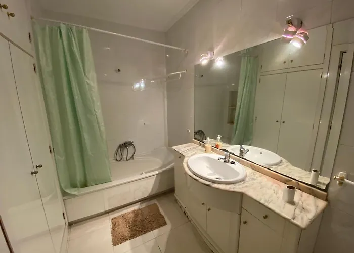 Bigger Flat For Near Ideal For Familie With Climatisacion 公寓 *