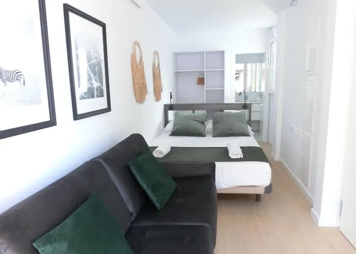 Total Torres De Quart 아파트 *