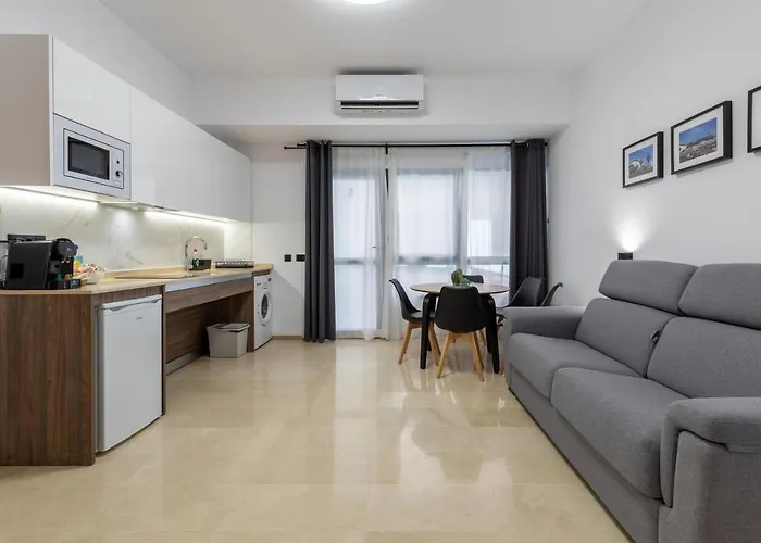 아파트 Travel Habitat La Marina Real *