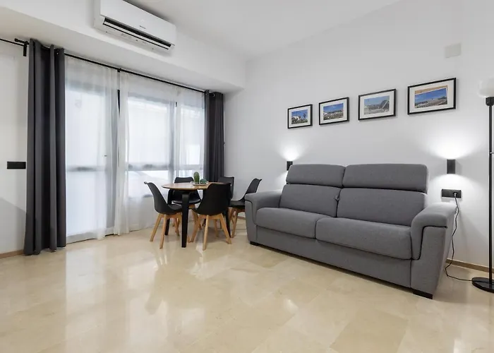 Travel Habitat La Marina Real *