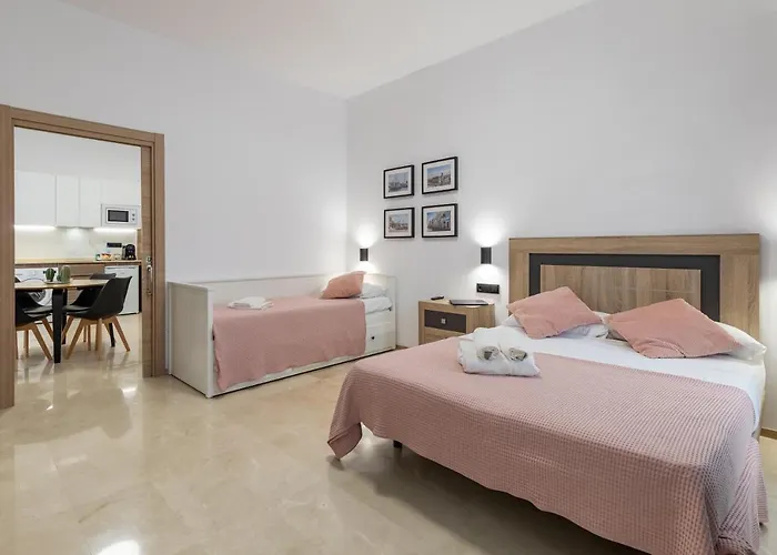 아파트 Travel Habitat La Marina Real *