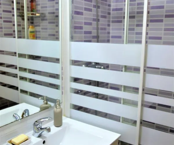 Double Cozy Room. Ruzafa - Perfect Place To Ubytování v soukromí Valencie