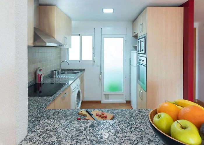 Luminoso. Comodo. Acogedor. Wifi. Junto A Ave