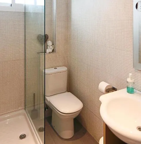 Luminoso. Comodo. Acogedor. Wifi. Junto A Ave *