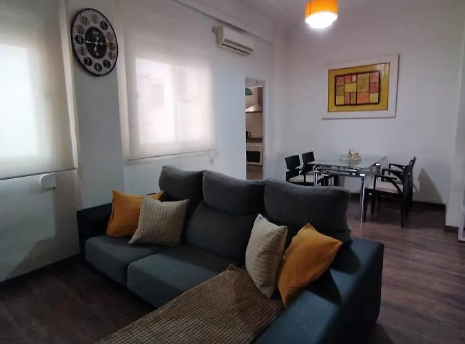 Luminoso * La Marina De *