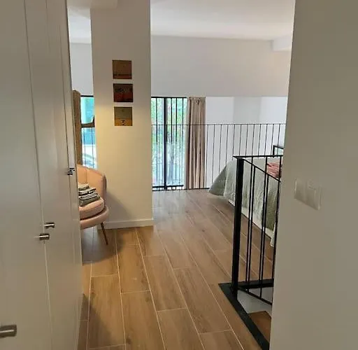 Alameda Velvet Ciudad Ciencias - Housevanlive *