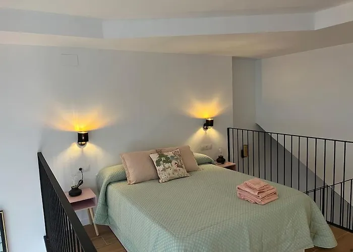 Alameda Velvet Ciudad Ciencias - Housevanlive *