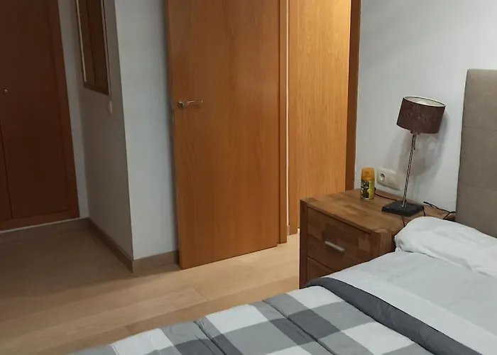 Apartment Atico Con 2 Grandes Terrazas Y 2 *