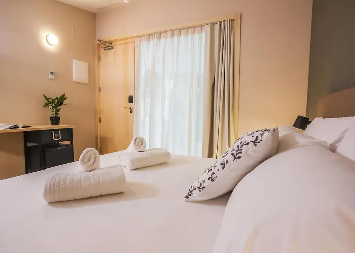 Hotel Mythic Valence