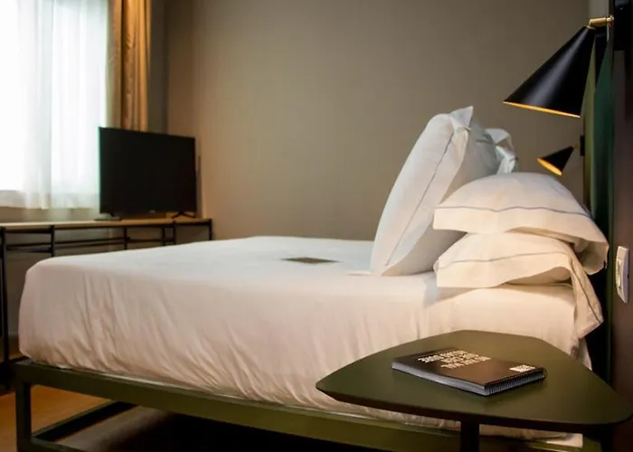 One Shot Colon Hotell 3*