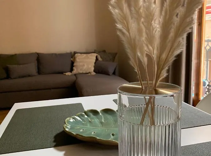 Plaza Ayuntamiento *