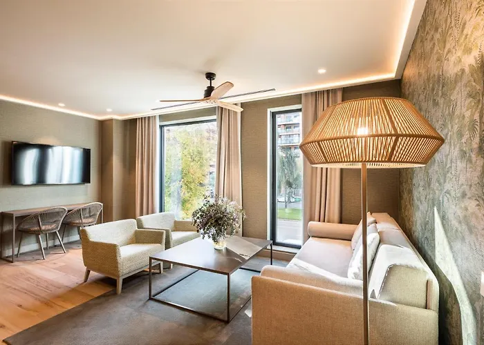 Core 4* 발렌시아